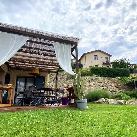 Agrilunassa Eco Guesthouse&cottage Affittacamere