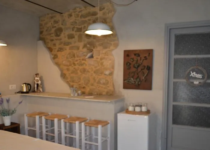 Agrilunassa Eco Guesthouse&cottage 3*
