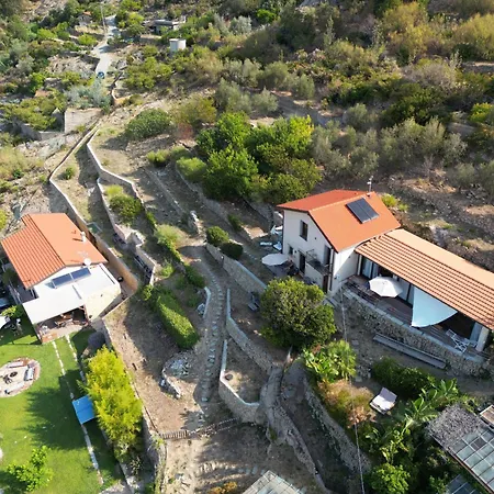 Agrilunassa Eco Guesthouse&cottage *