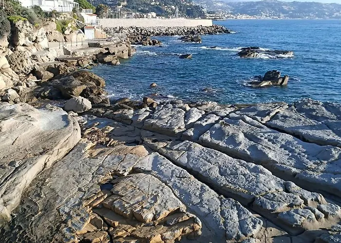 Pensión Agrilunassa Eco And Bordighera